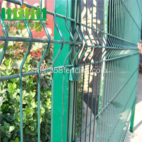 Green Color Welded Triangle Bend lipat pedang